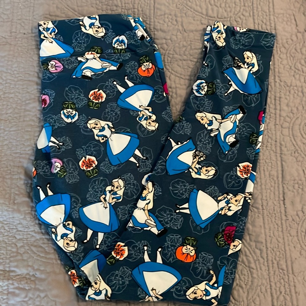 LuLaroe Alice in Wonderland One Size Leggings
